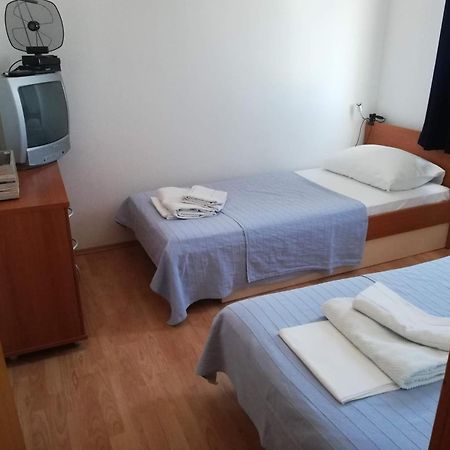 Apartments Burcul Pag Pag Town Εξωτερικό φωτογραφία